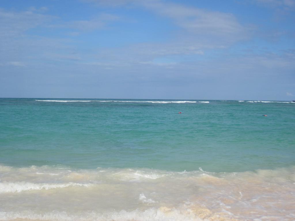 Mondello Holidays Rum bild